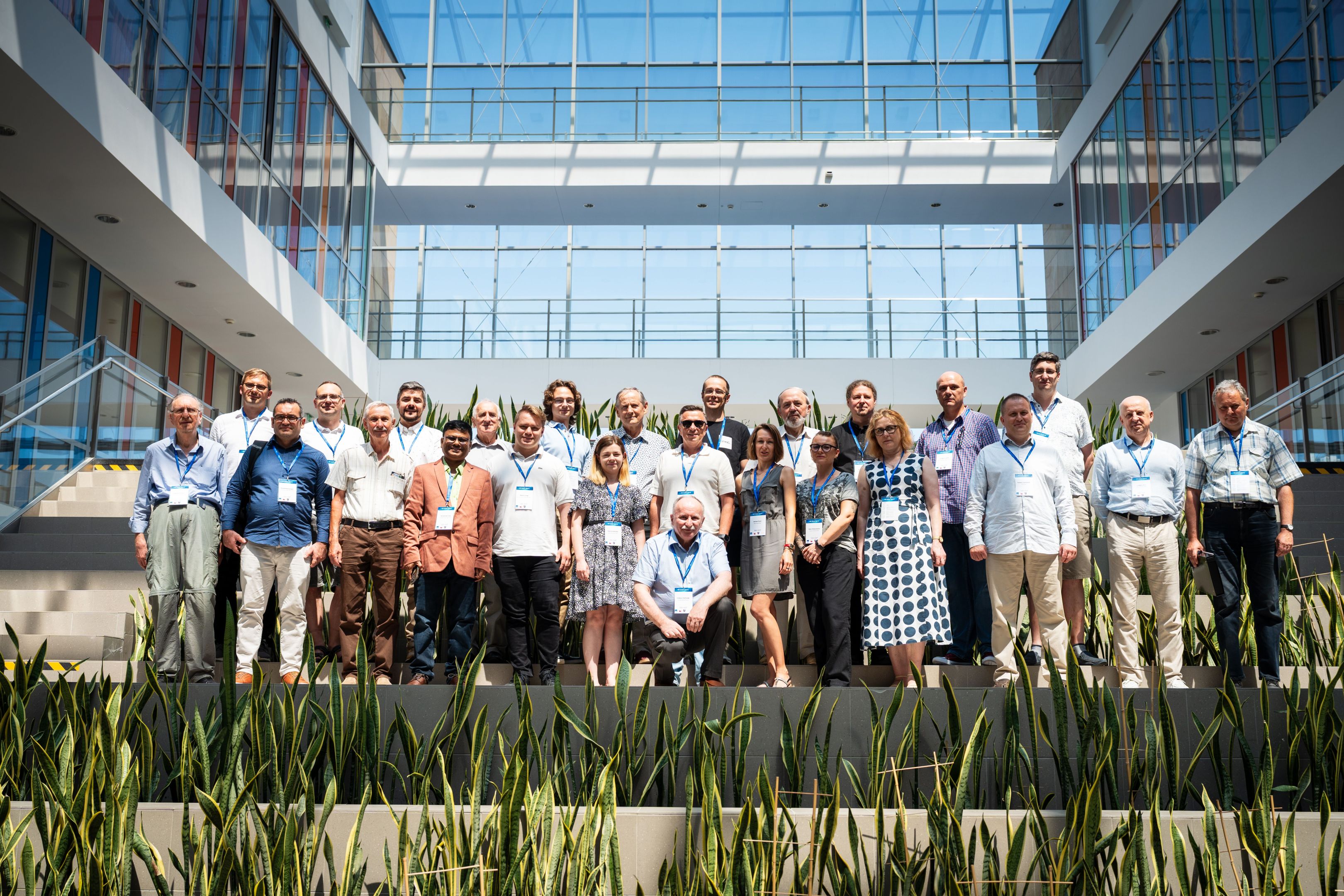 Zdjęcie grupowe uczestników VIII Forum EMR-PL